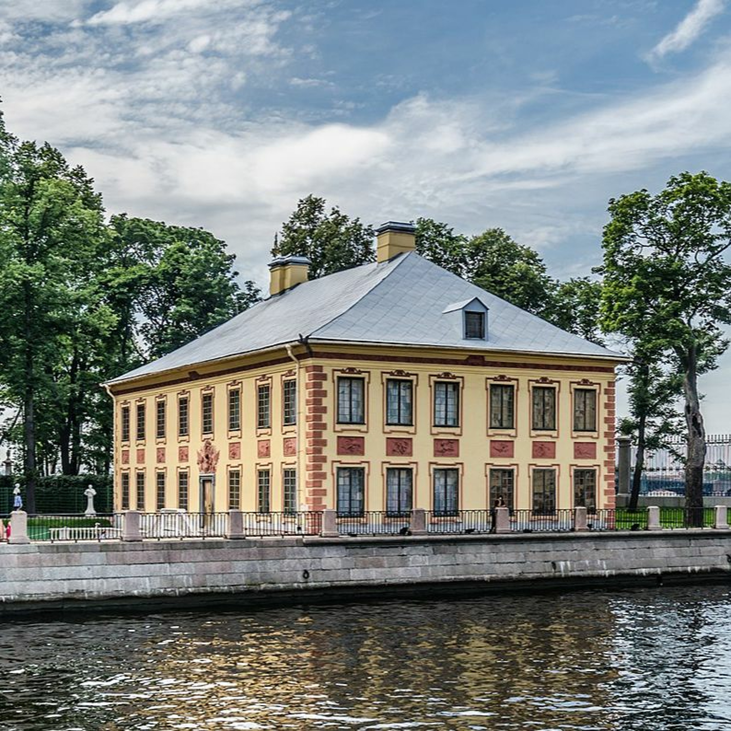 Первый зимний дворец петра